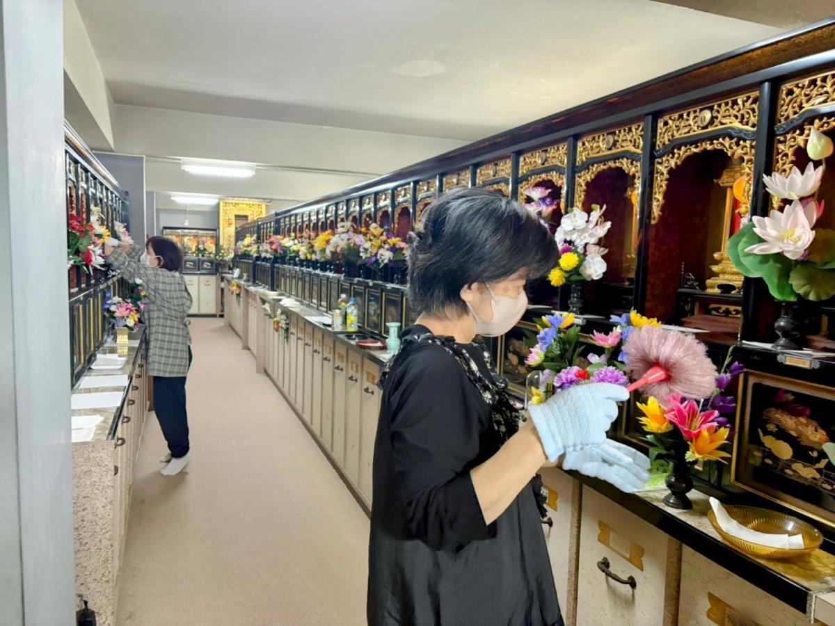 2026.5.6　おみがき、寺院・納骨堂清掃ボランティア活動