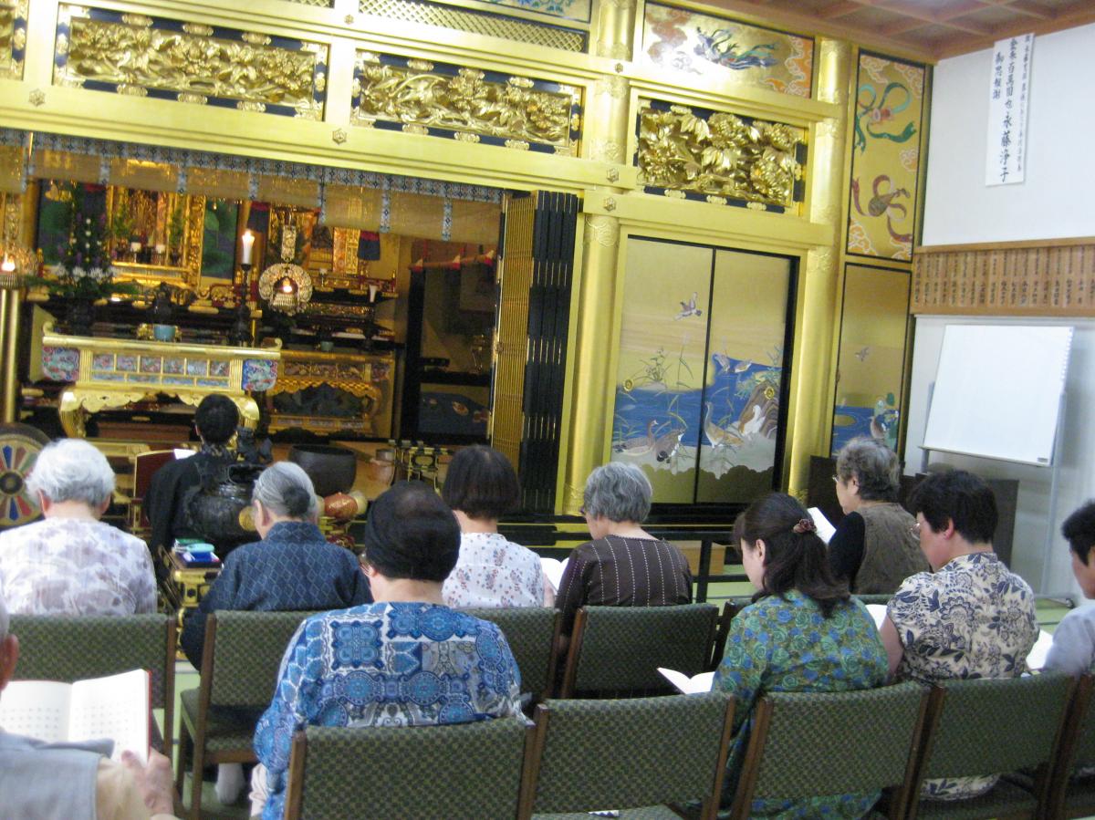 6月1日　婦人会月例会