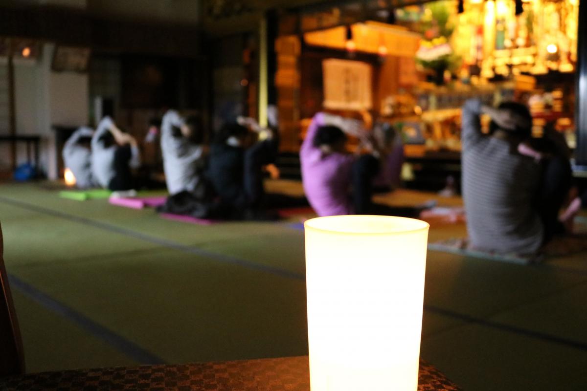 11月26日　寺ヨガ