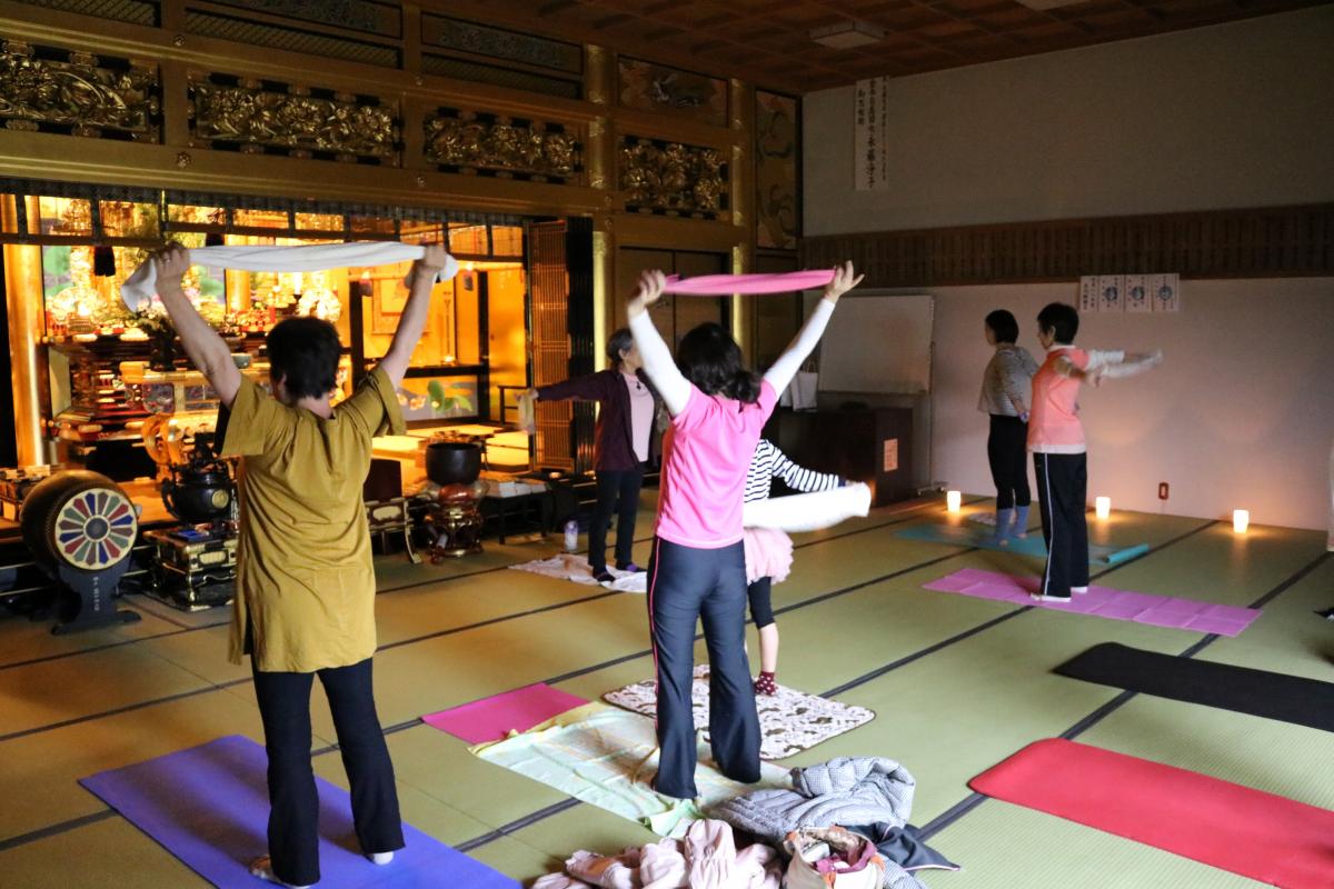 2月25日　寺ヨガ