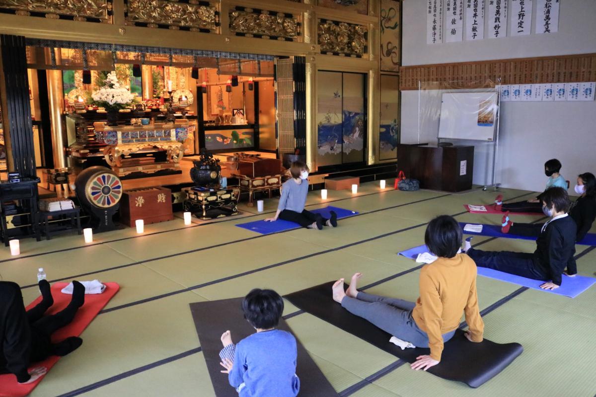 2月28日    寺ヨガ