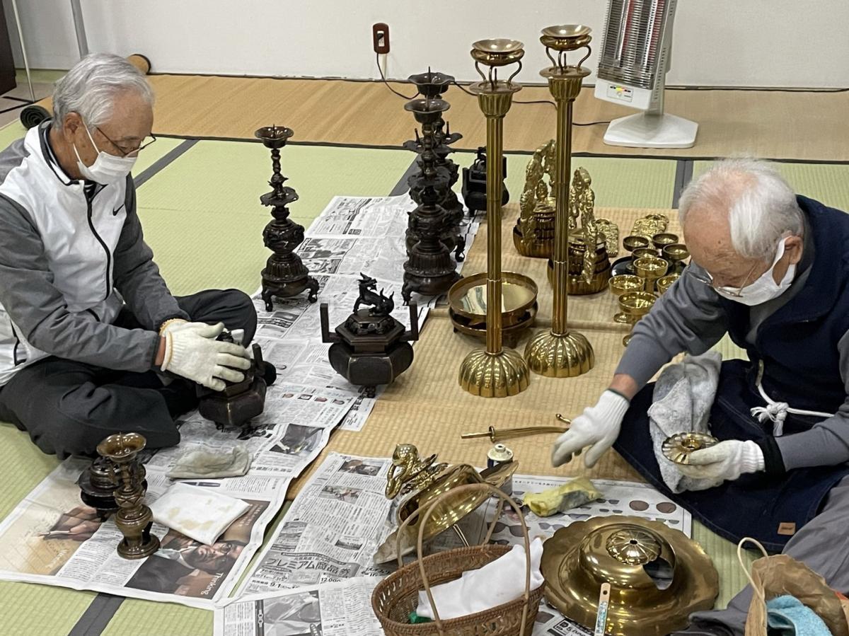 12月1日    おみがき、寺院・納骨堂清掃ボランティア活動