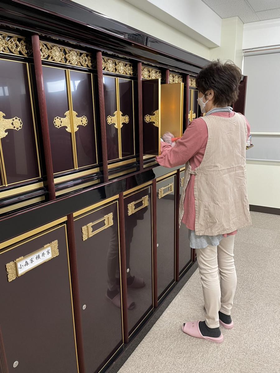 12月7日    おみがき、寺院・納骨堂清掃ボランティア活動