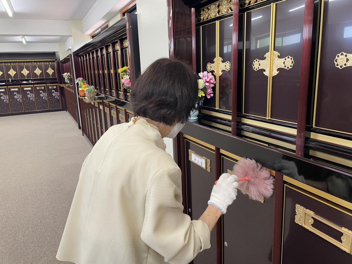 7月6日    寺院・納骨堂清掃ボランティア活動