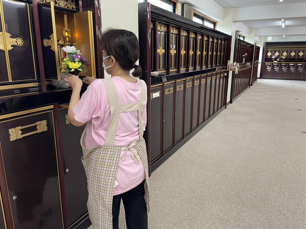 9月6日    おみがき、寺院・納骨堂清掃ボランティア活動
